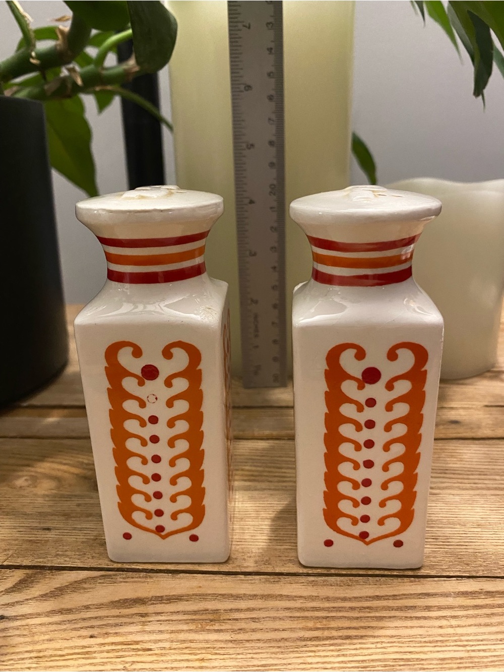 Vintage 1964 Holt Howard Ceramic Salt and Pepper Shakers Orange Red Geometric
